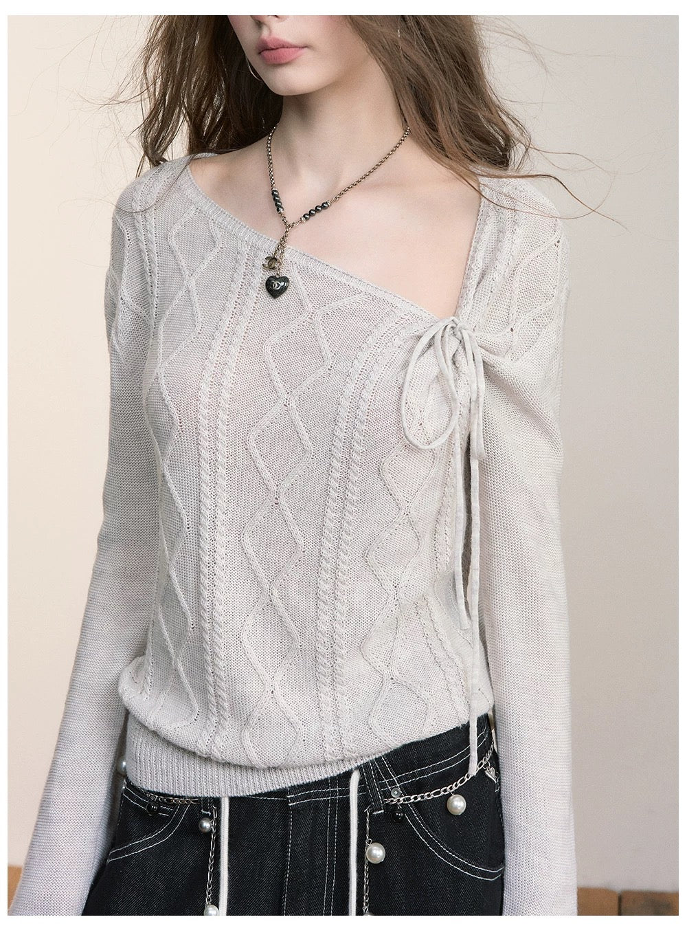 VIA PITTI VIADK566 Lace up long sleeved knitted sweater