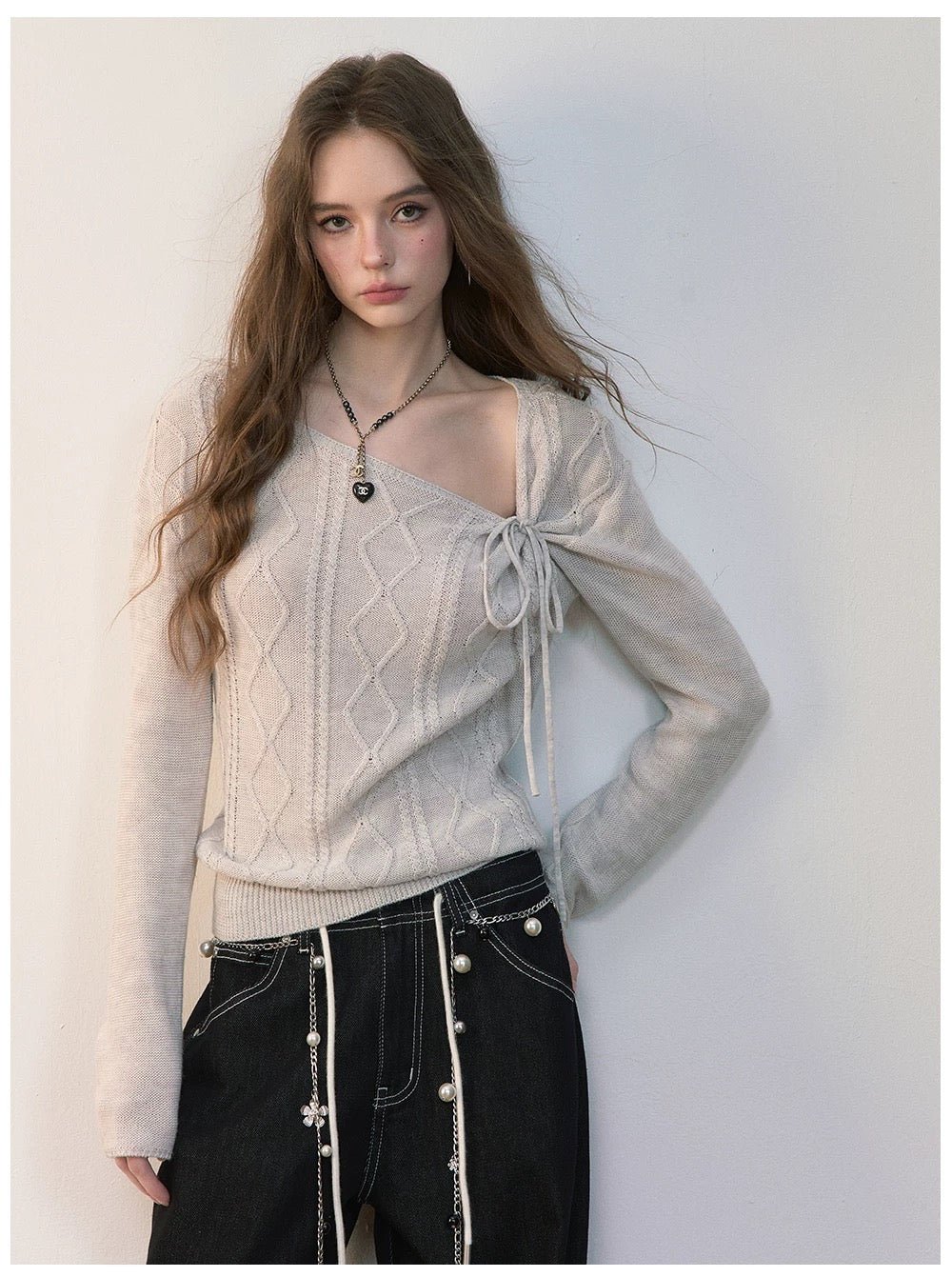 VIA PITTI VIADK566 Lace up long sleeved knitted sweater