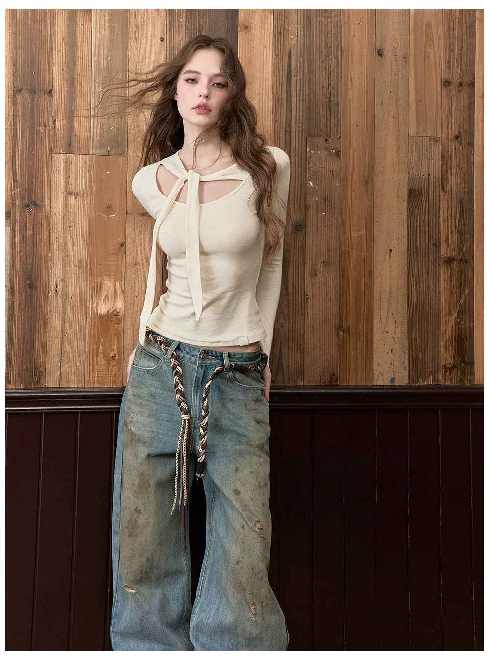 VIA PITTI VIACTP531 Lace up U-neck long sleeved knitted sweater