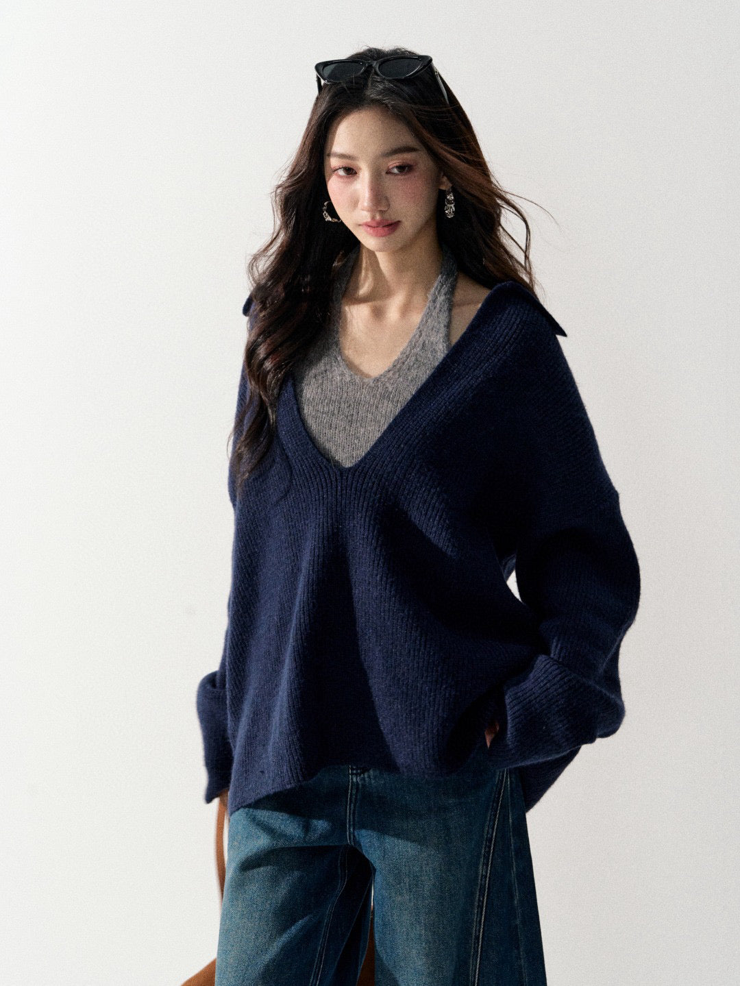 Lafreedom LAF350925 Lazy style V-neck sweater top