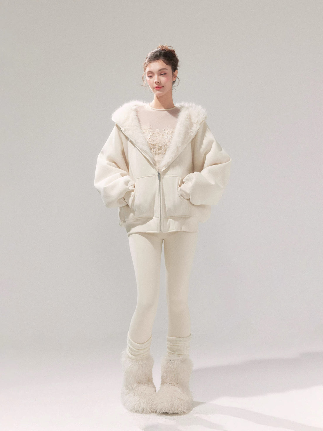 YZZI HE Two-sided hoodie jacket + sweatpants (White)