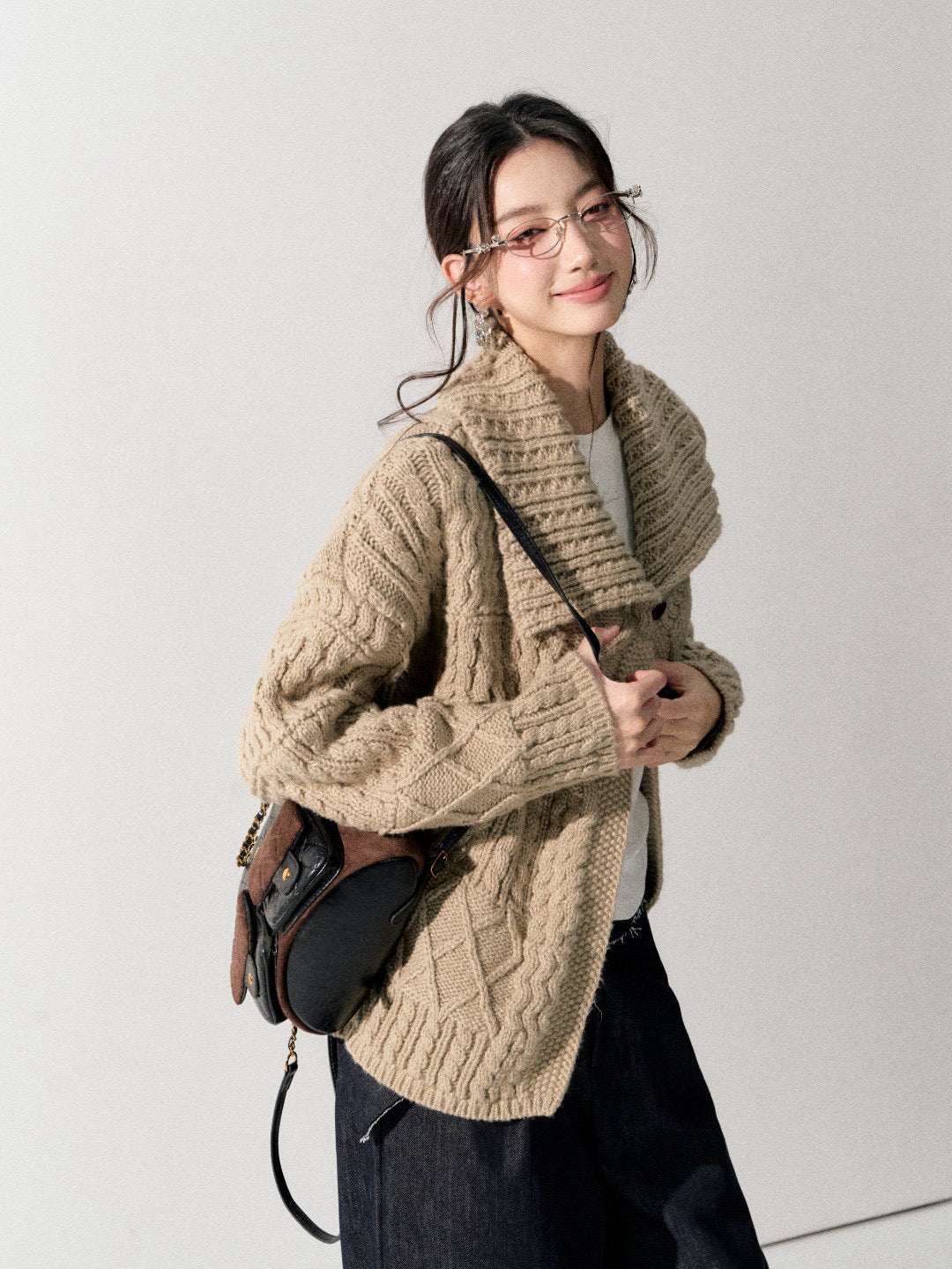 Lafreedom LAF350919 Vintage big lapel sweater cardigan