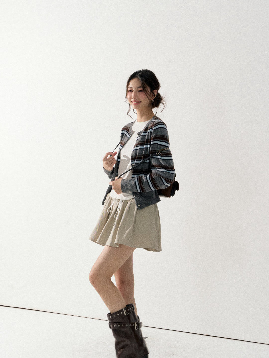 Lafreedom LAF350921 Round neck striped knitted cardigan