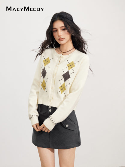MacyMccoy MMC2025169 Handmade threading diamond grid sweater
