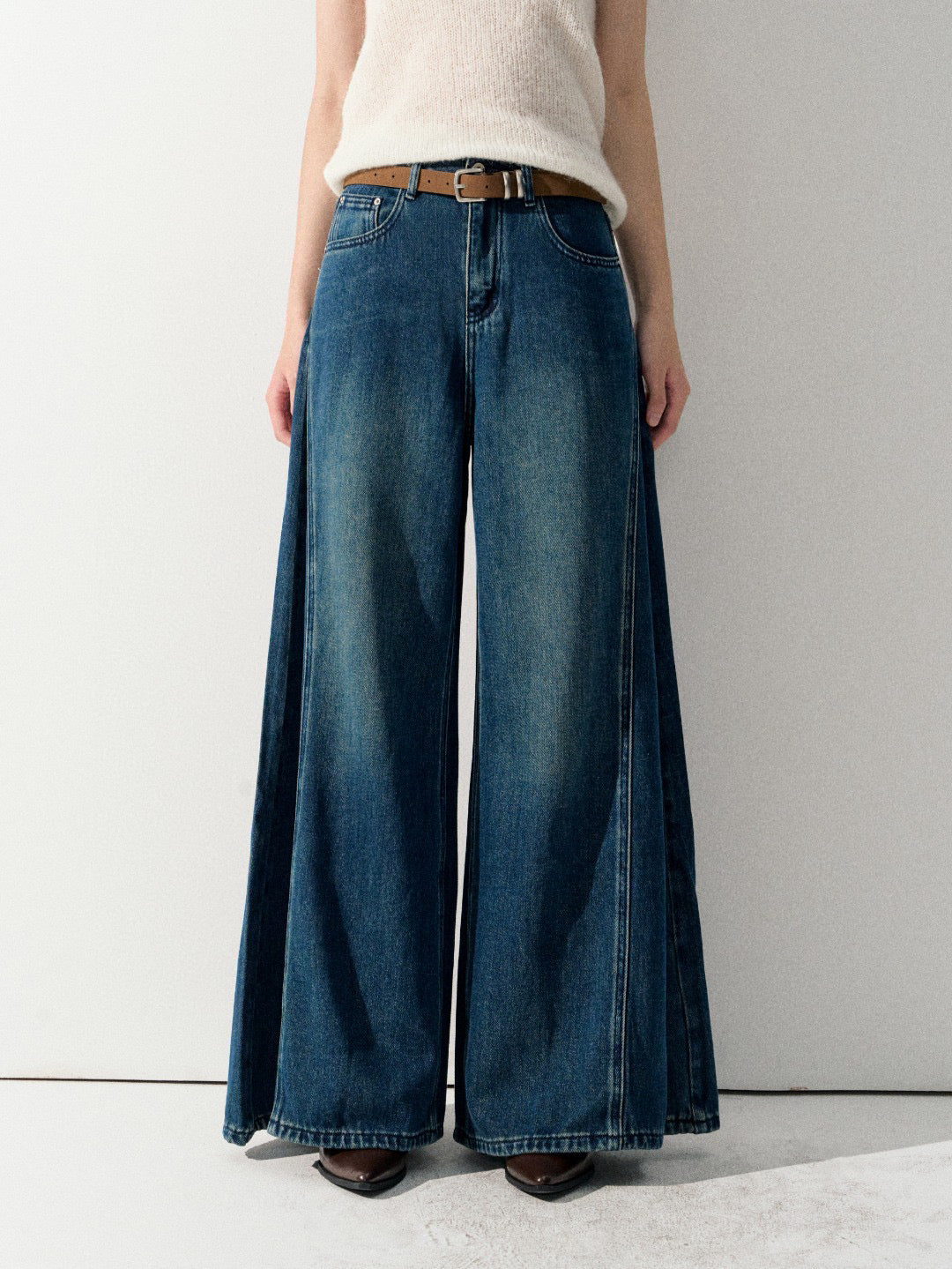 Lafreedom LAF350929 Retro old money style slimming loose jeans