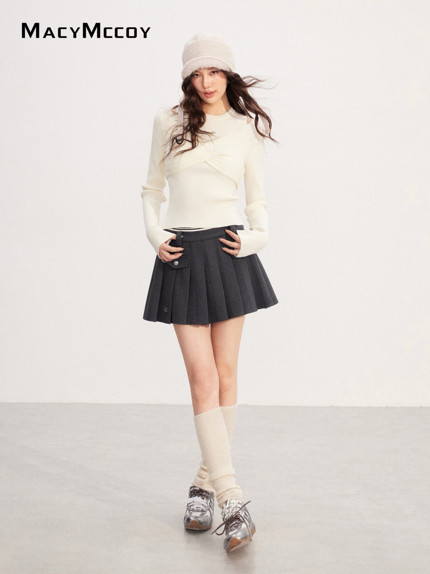 MacyMccoy MMC2025238 A-line high waisted pleated skirt