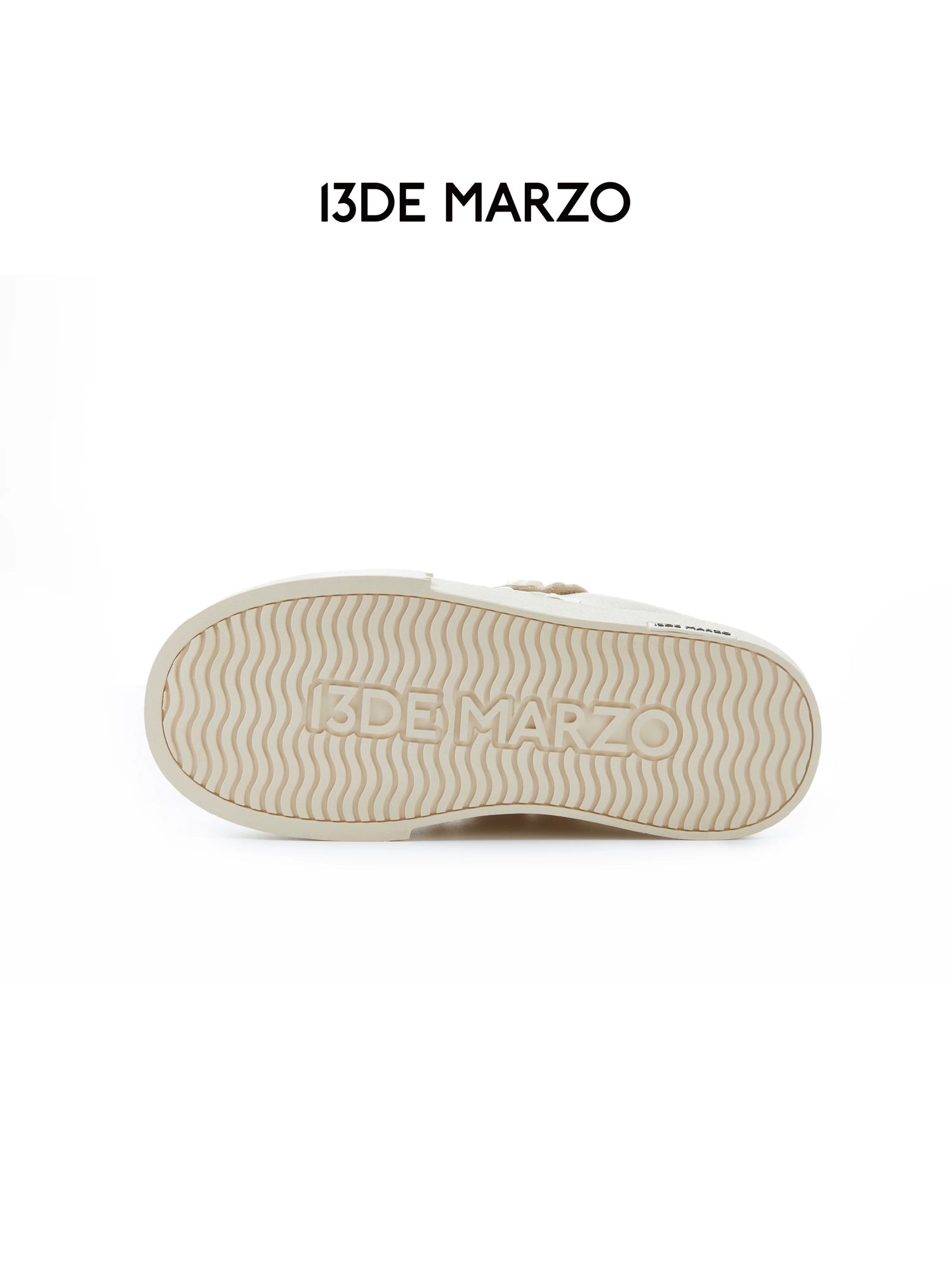 13DE MARZO Thick soled casual canvas shoes