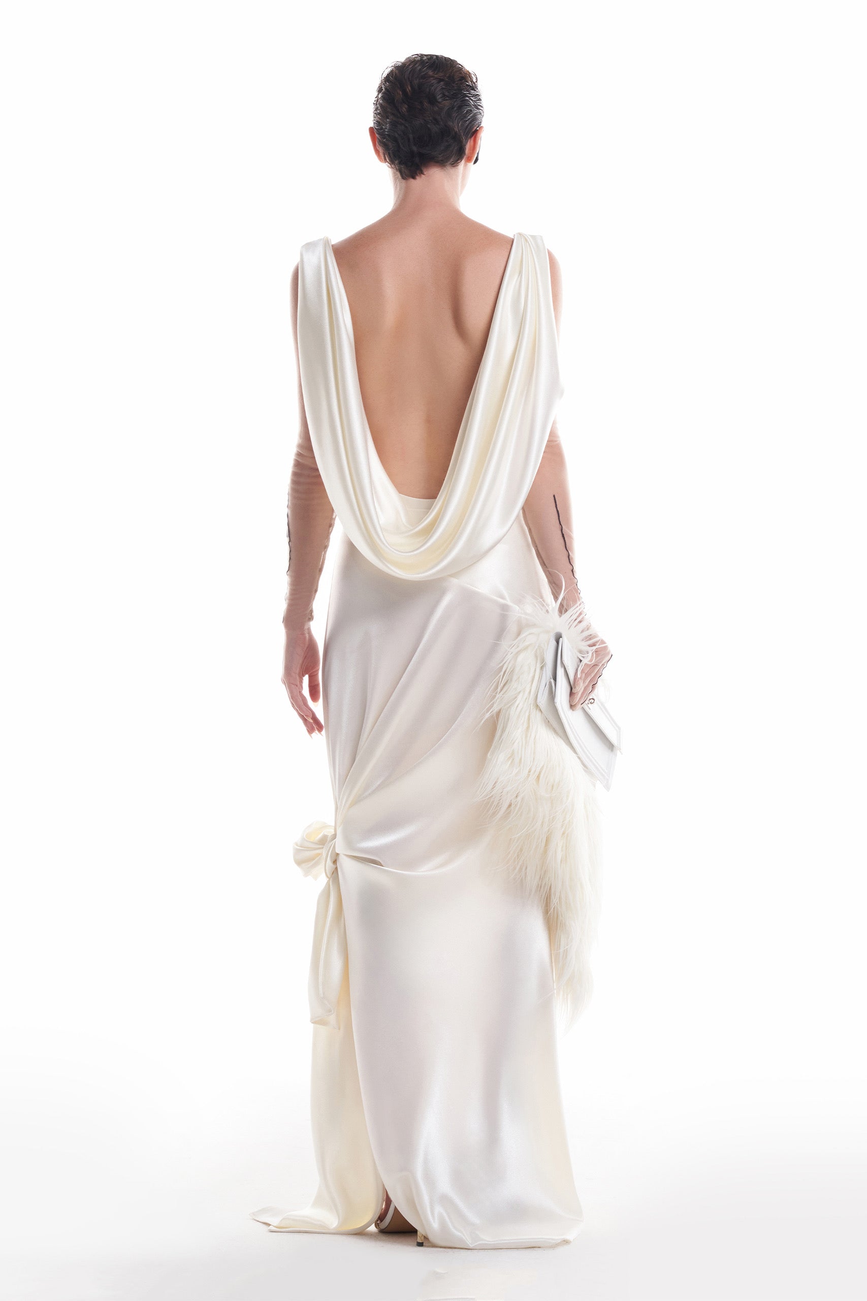 DATT DIVA GOWN(2COLOR)