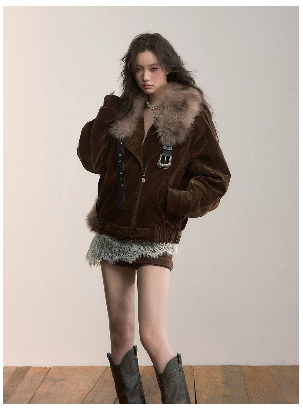 VIA PITTI VIAAA033 Three-Function Leather Belt &amp; Fur Shawl