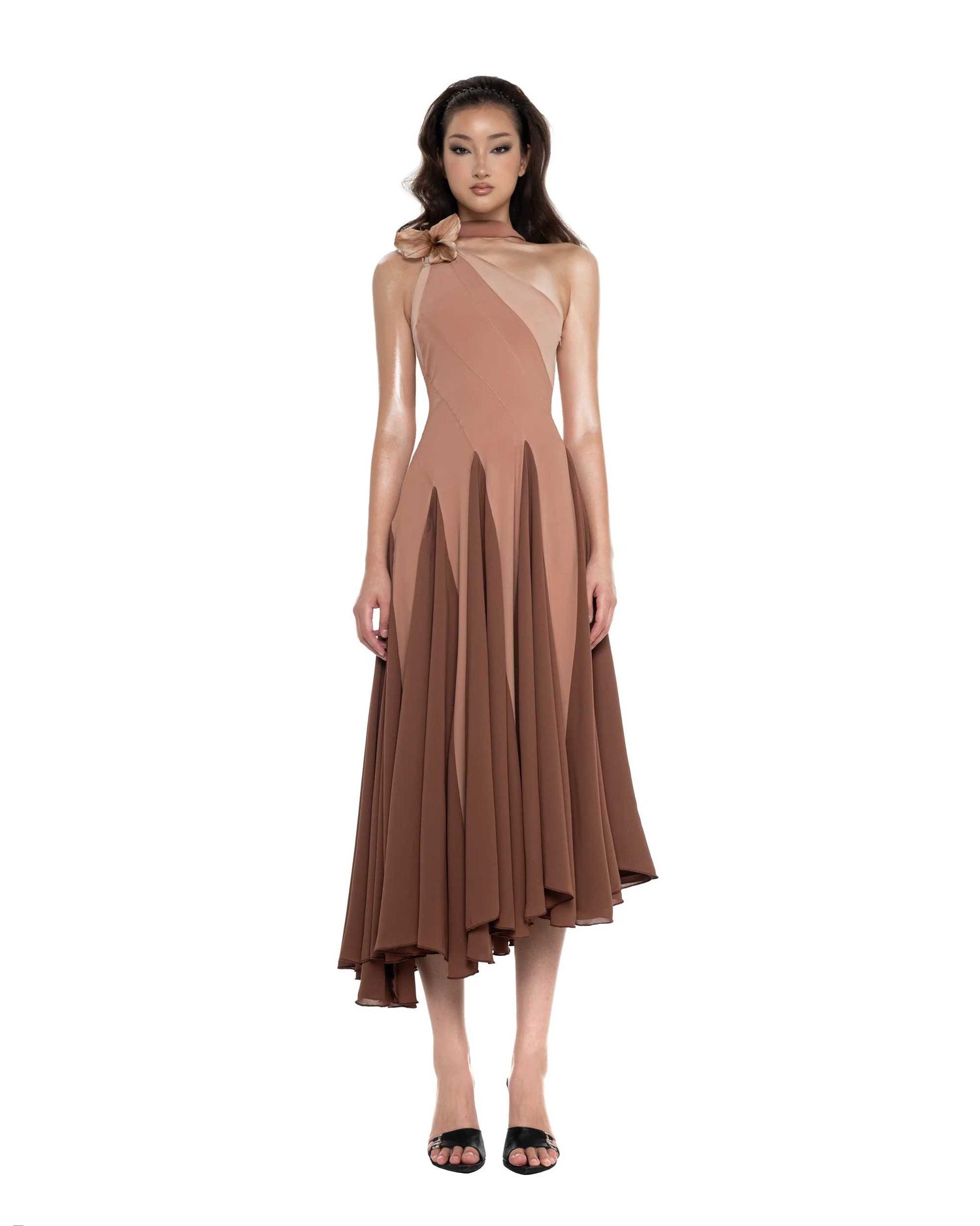 Huelleyrose Belle Dress with Flower Pin