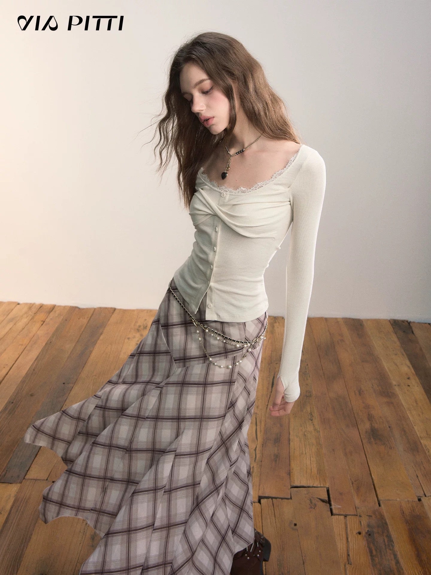 VIA PITTI VIADP626 Irregular plaid skirt