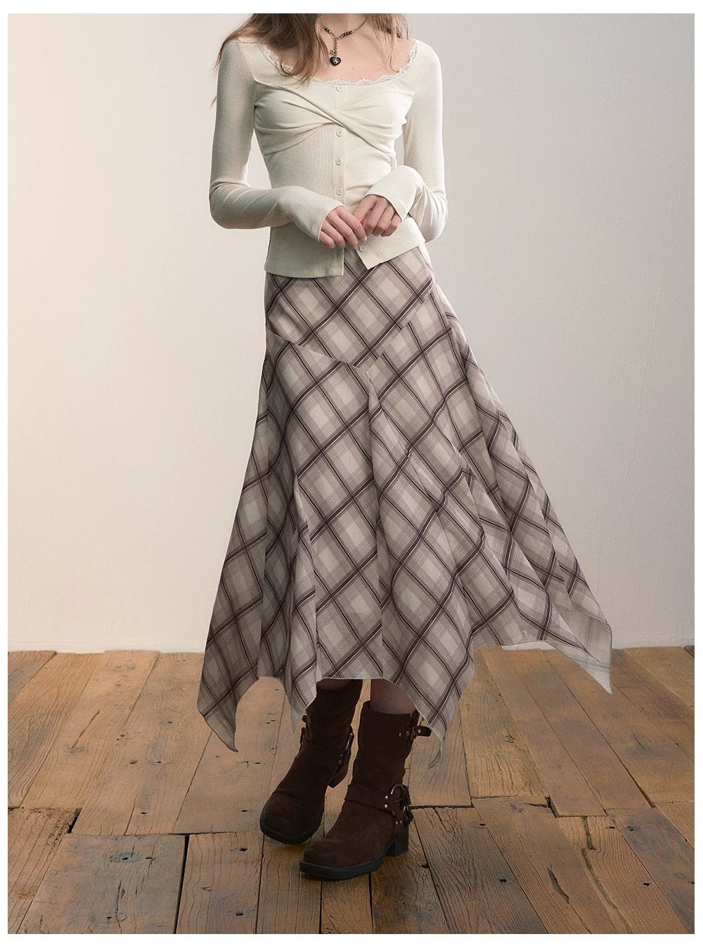 VIA PITTI VIADP626 Irregular plaid skirt