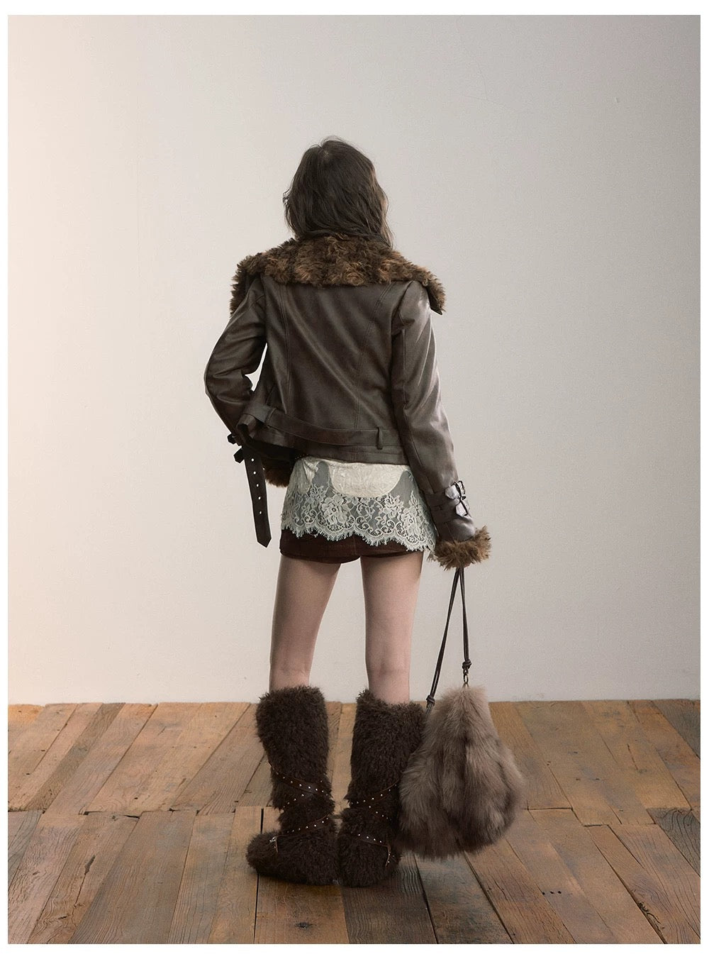 VIA PITTI VIACC546 Heavy industry imitation fur short jacket