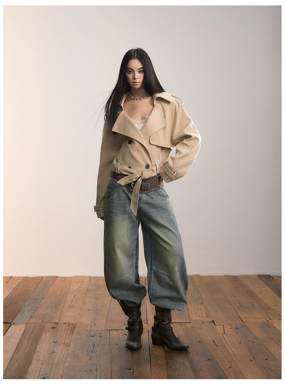 VIA PITTI VIADC647 Bottom strap short lapel windbreaker