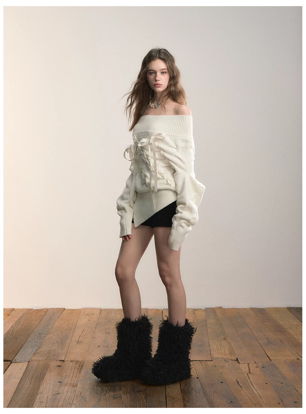 VIA PITTI VIADK658 Off shoulder twisted flower loose sweater