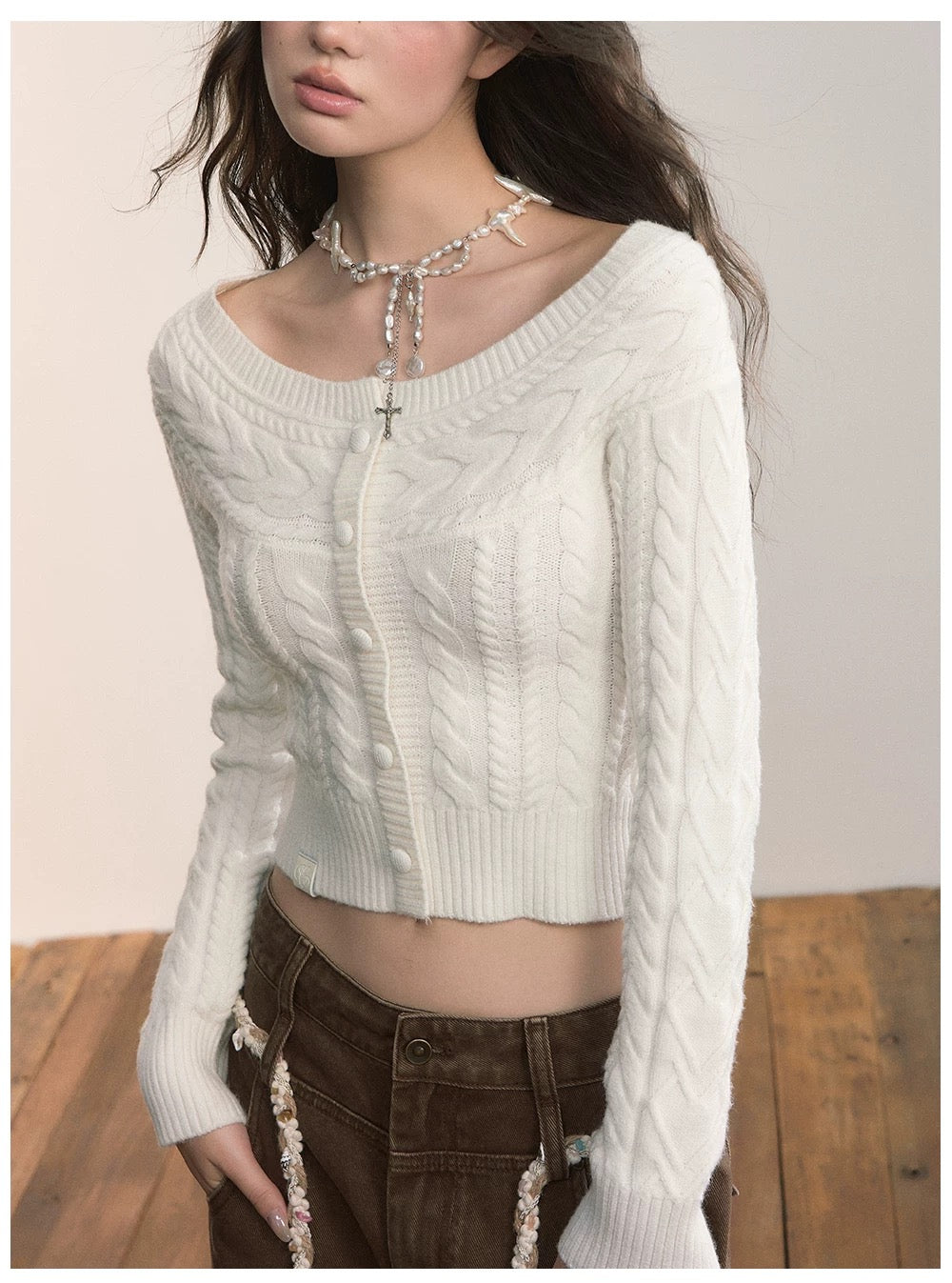 VIA PITTI VIADK618 Off shoulder round neck two in one short twisted flower sweater