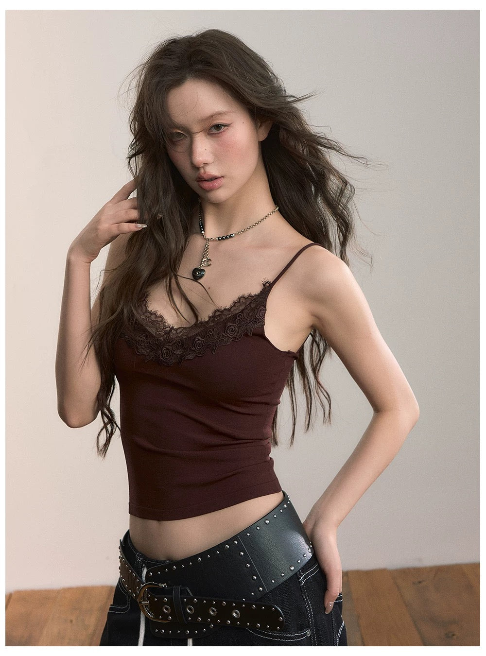 VIA PITTI VIADK654 Splicing lace short camisole