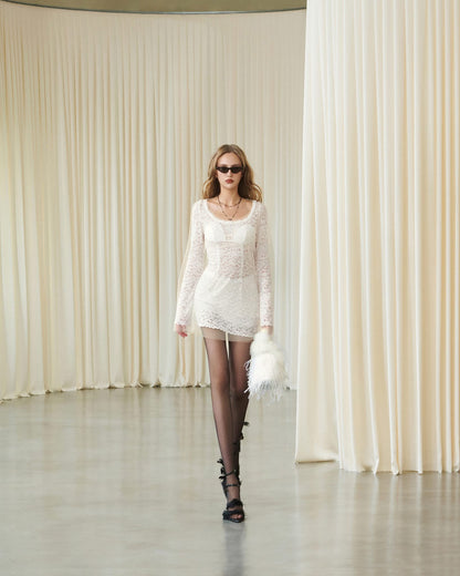 MUST HAVE Sheer lace set (top+shorts)