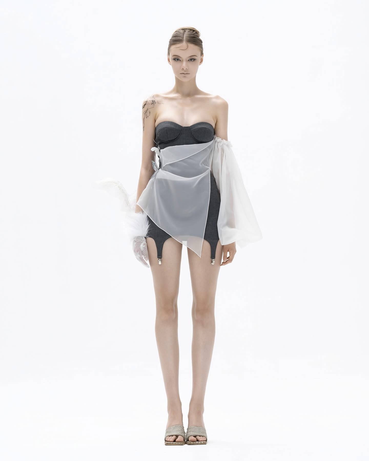 Huelleyrose Nysa Dress