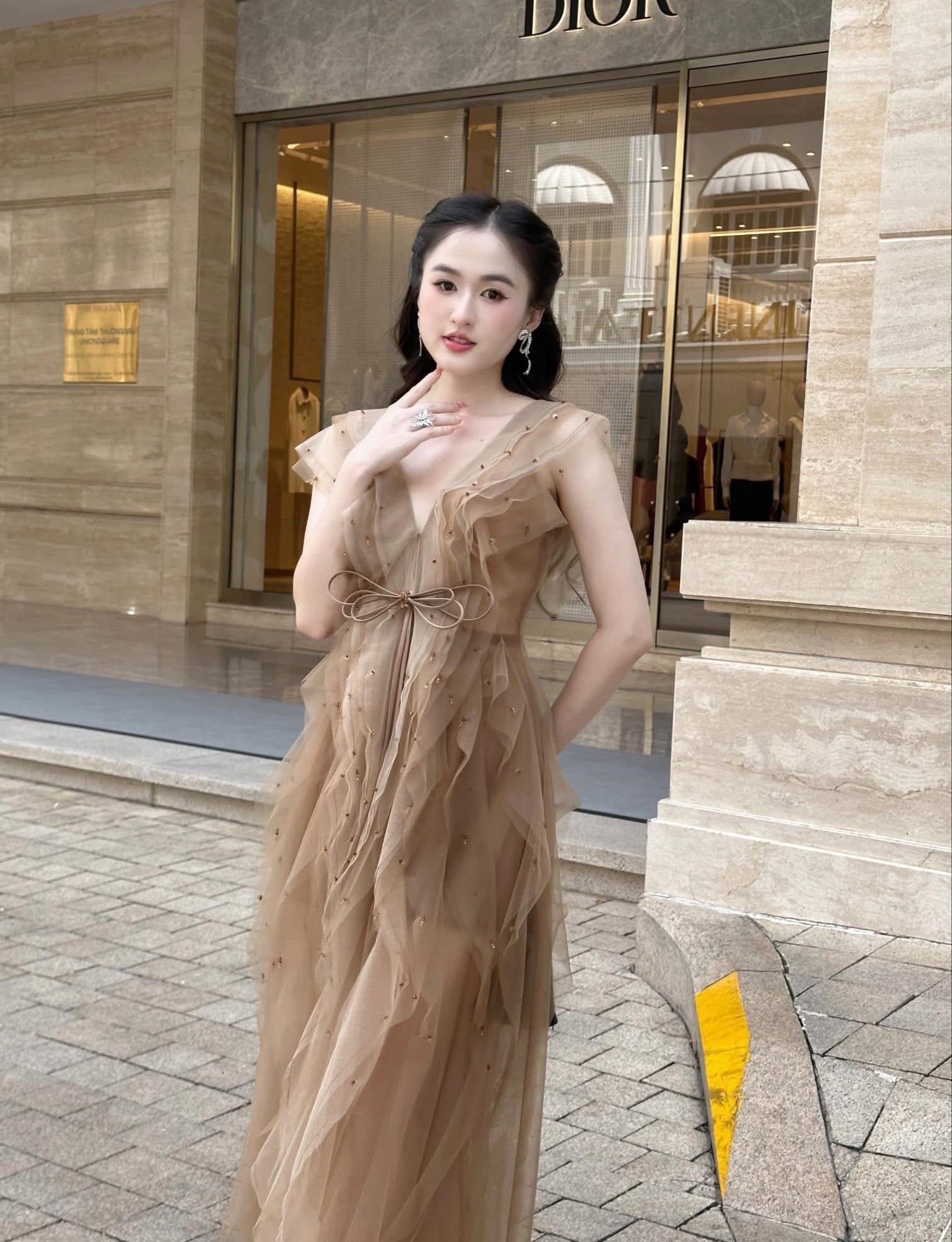 XY Bymyxy Brown butterfly bow long dress