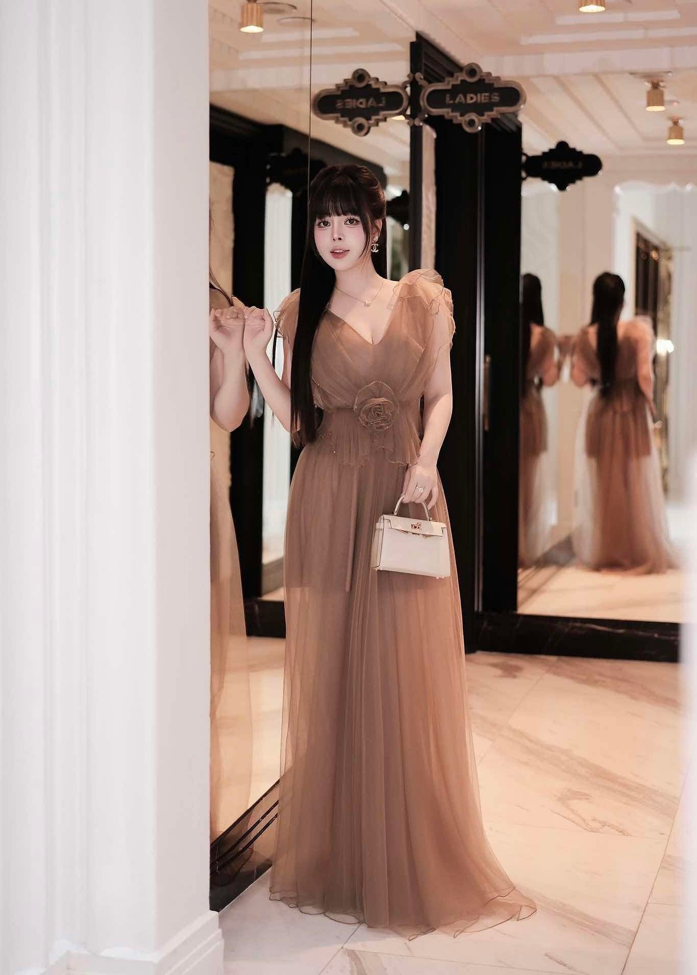XY Bymyxy Brown V dress