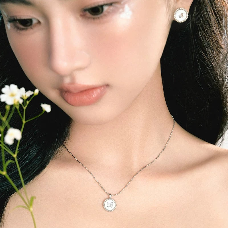 ABYB CHARMING Treasure Necklace