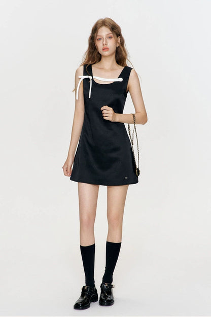 Kroche 3D bow satin dress