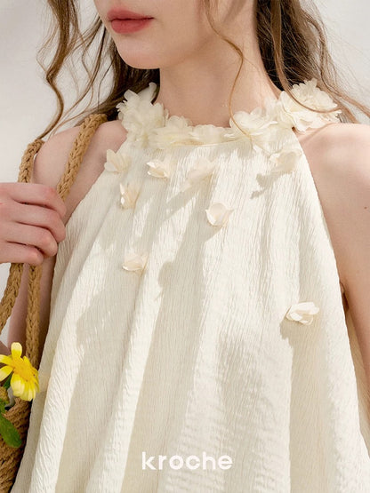 Kroche 3D floral texture halter neck top