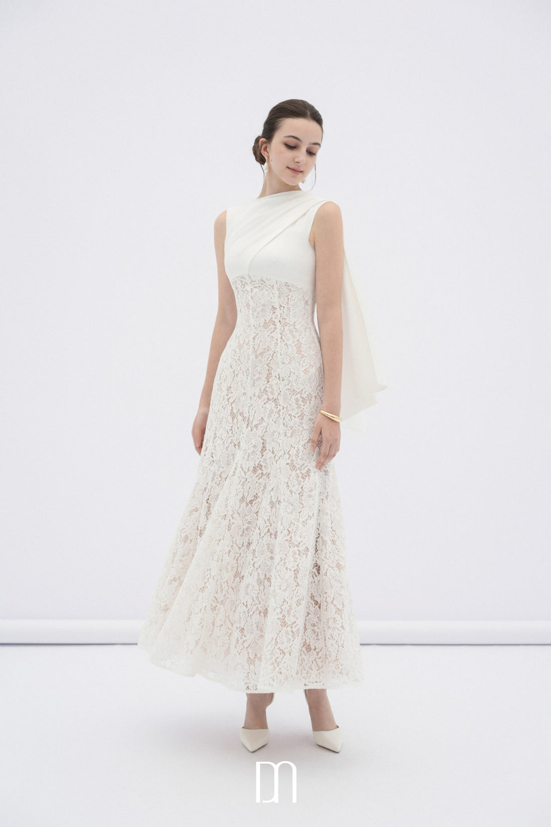BYDENIO Velin lace midi dress with draped silk neck