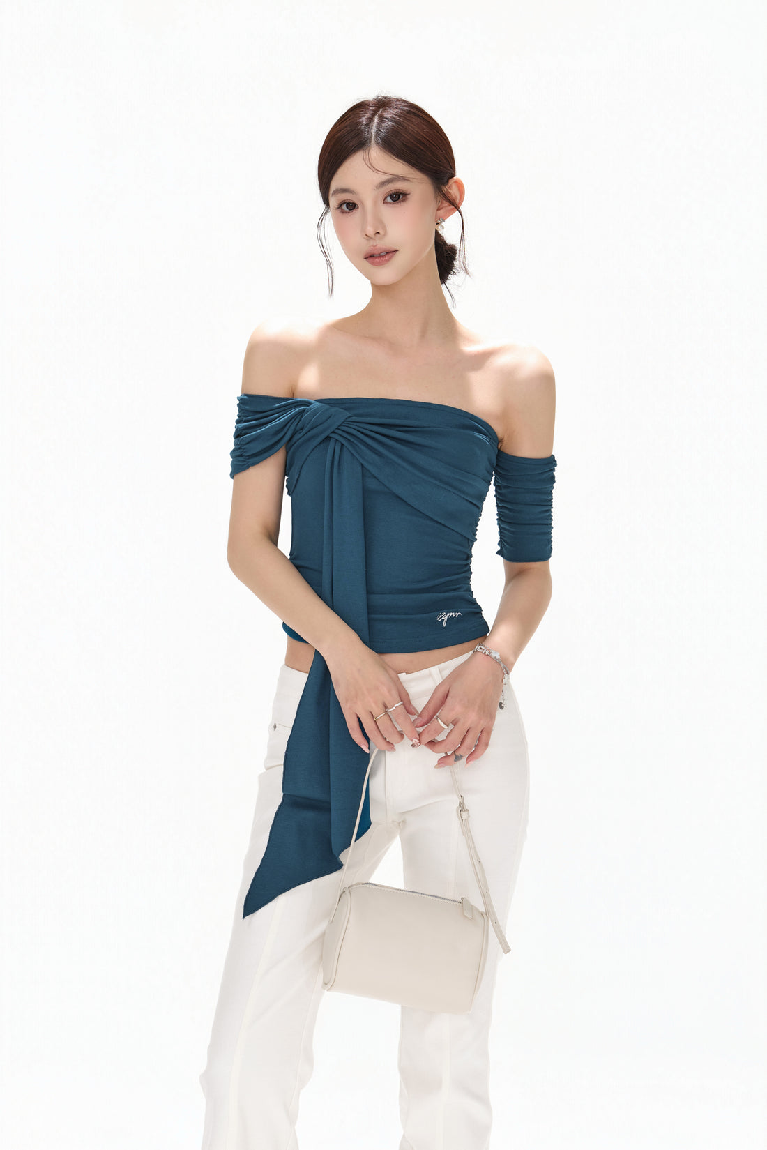 CYNR CY260402 Ribbon pleated twisted diagonal shoulder knitted top