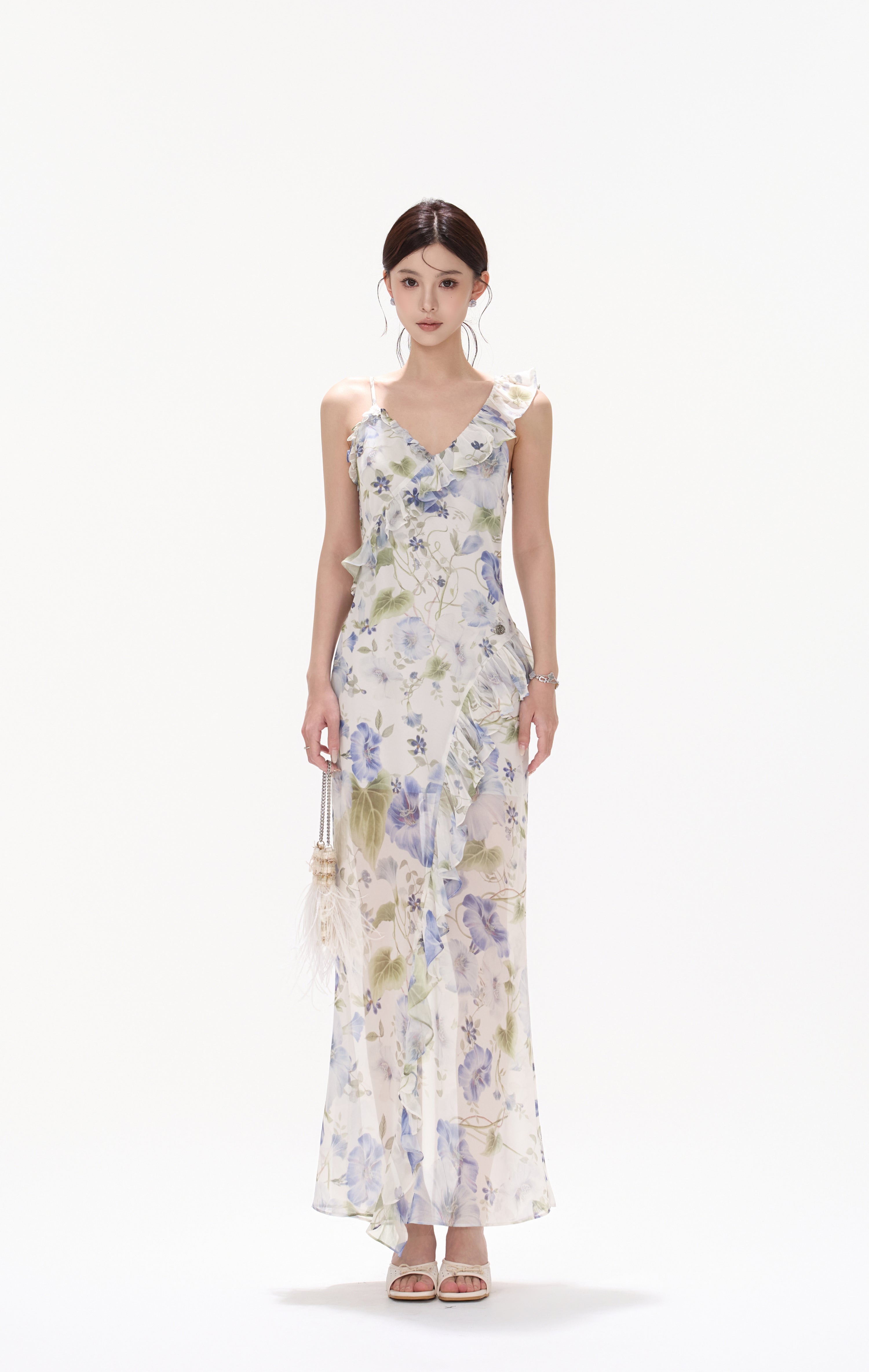 CYNR CY260466DLW Ruffle V-neck floral suspender dress