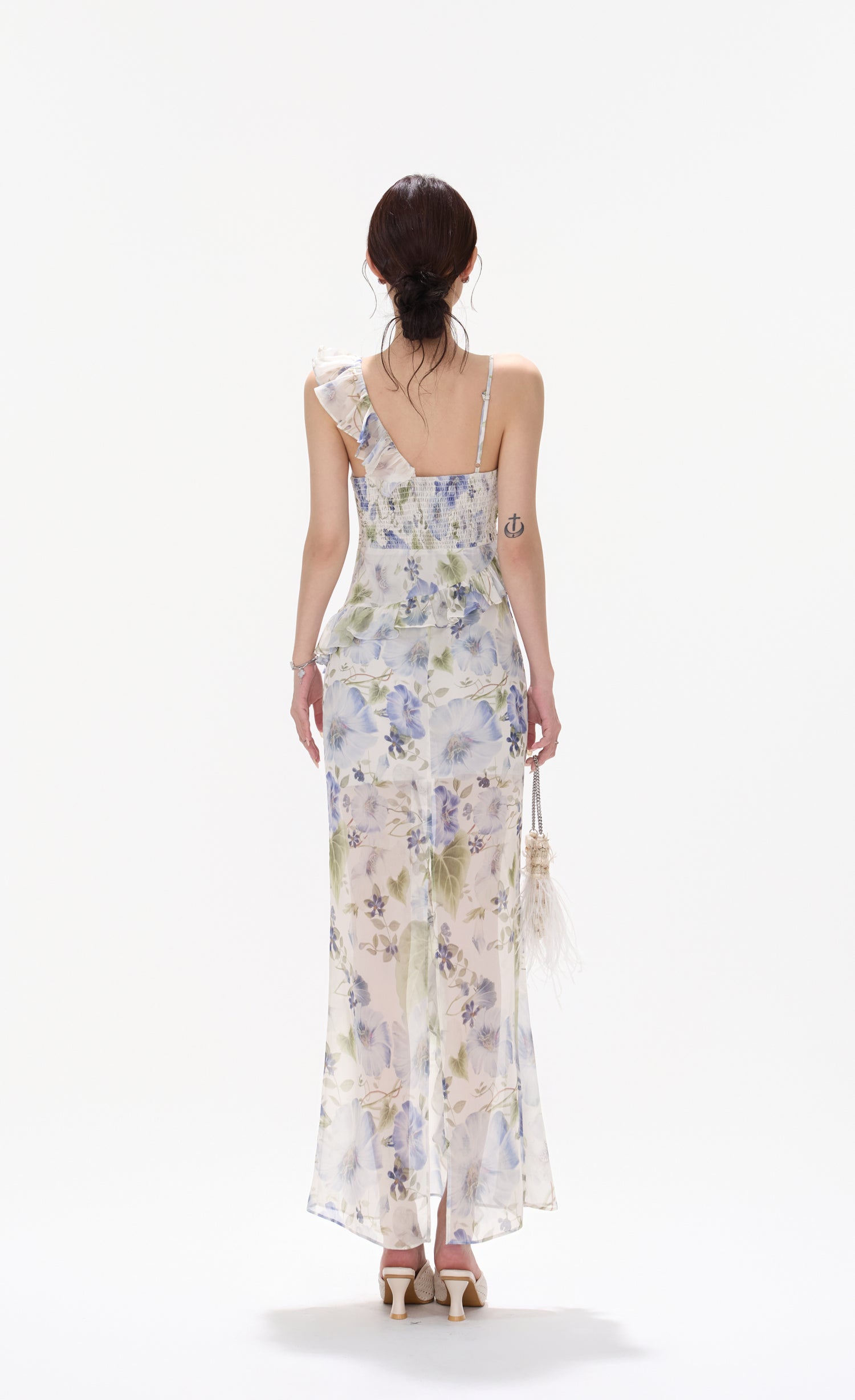 CYNR CY260466DLW Ruffle V-neck floral suspender dress