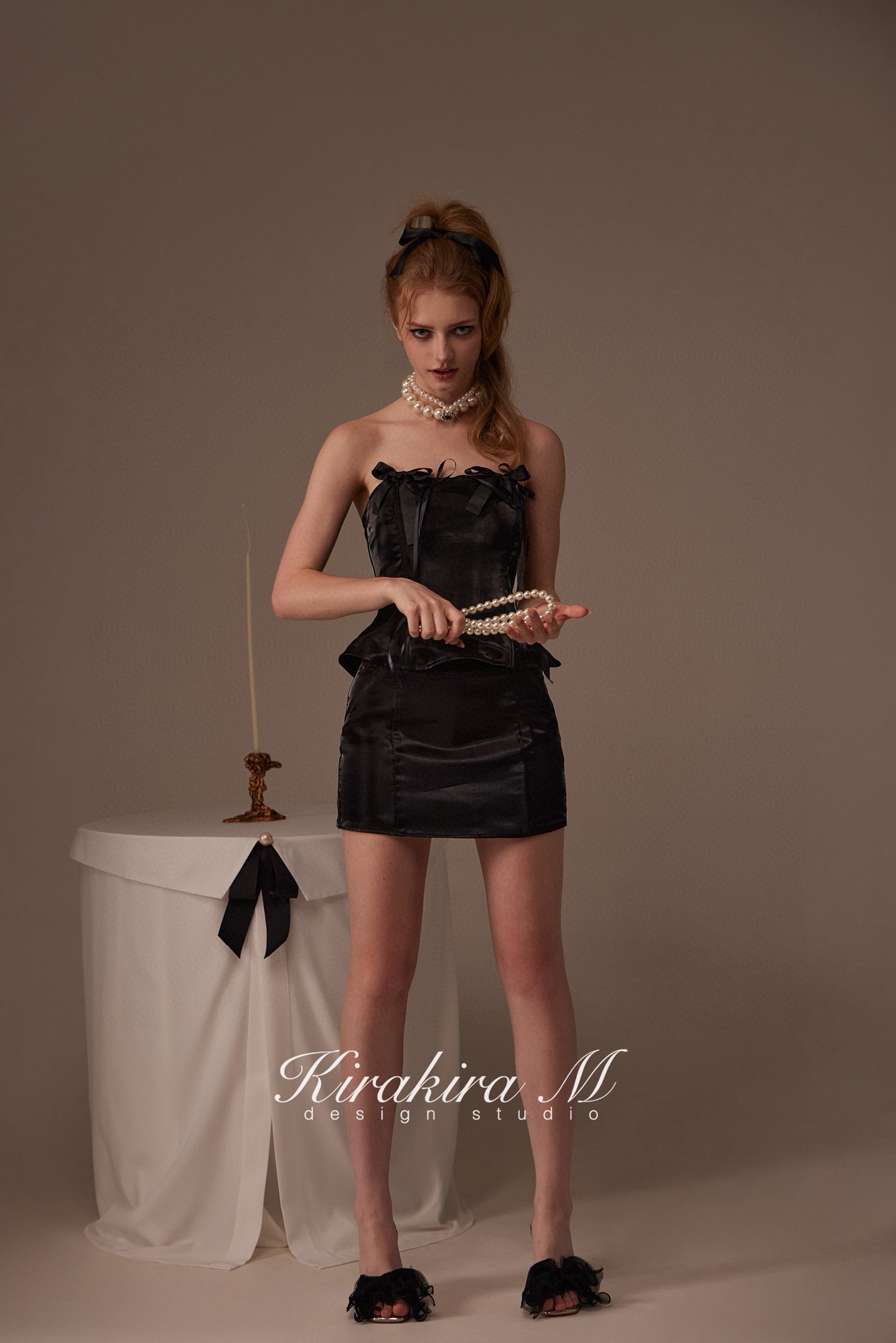 Kirakira.M Black oil-glossy bow chest &amp; Black oil-glossy skirt