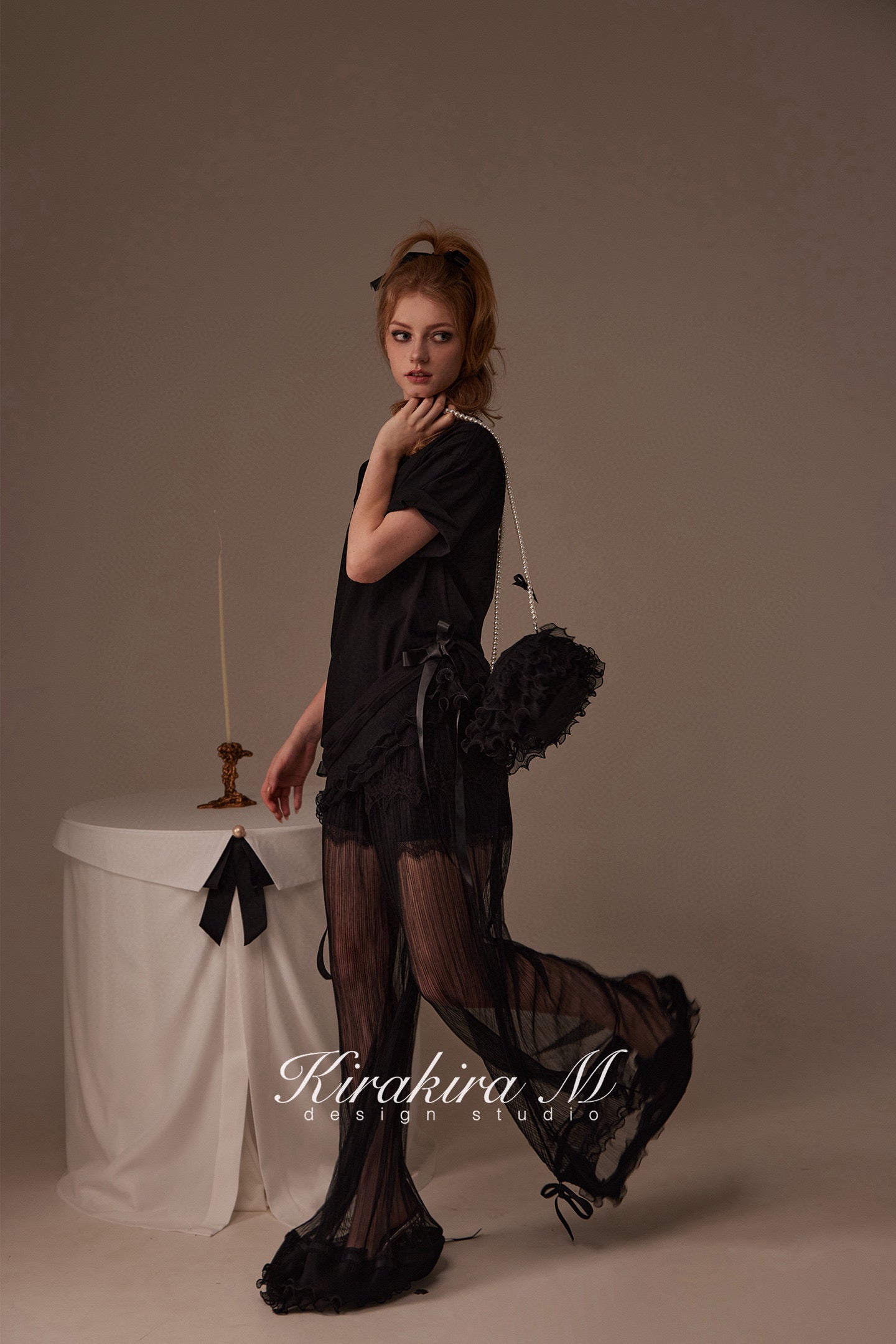 Kirakira.M Black semi-transparent pleated lace trousers (2 ways to wear)
