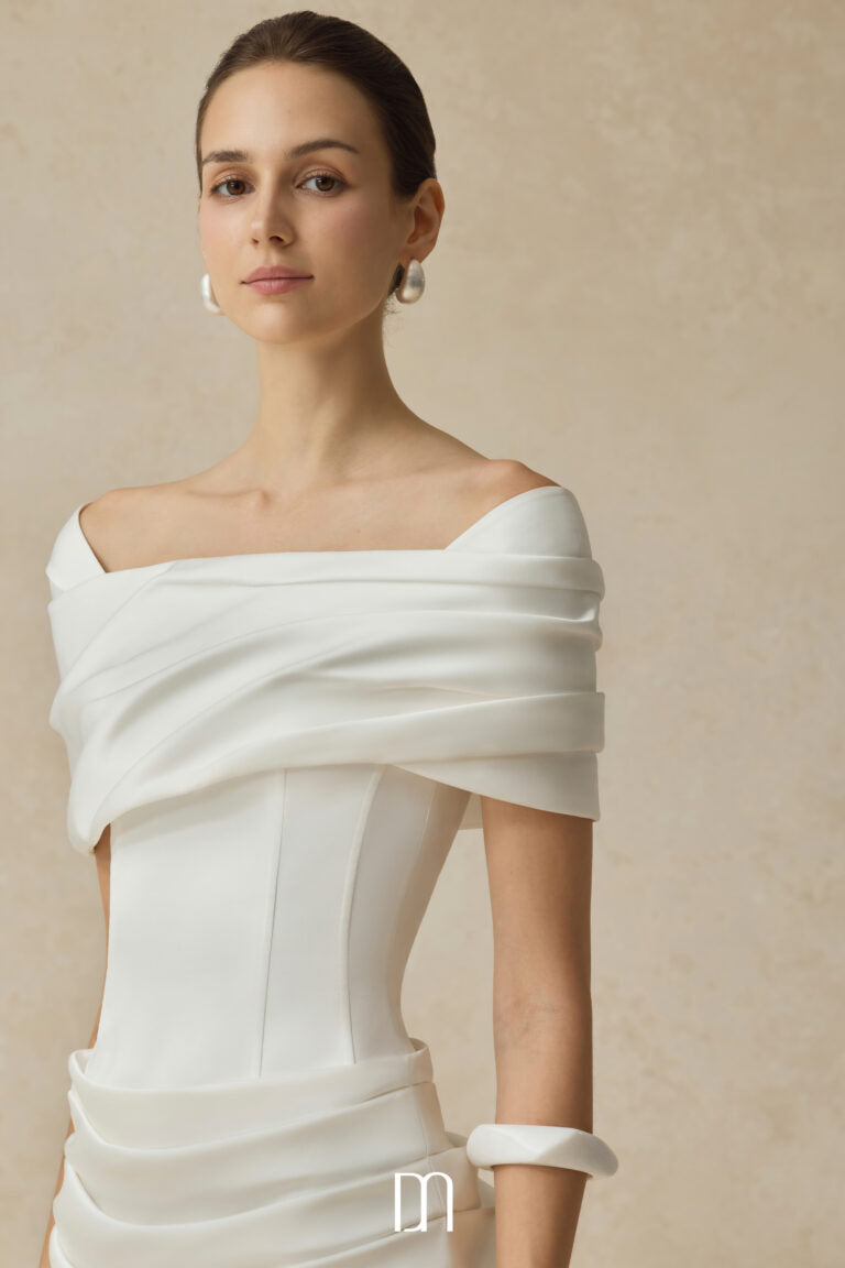 BYDENIO Solora Bodycon midi dress with shoulder-hip draping