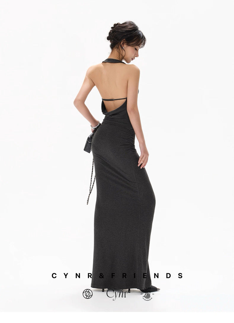 CYNR Halter neck swinging collar knitted dress
