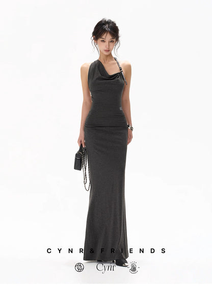 CYNR Halter neck swinging collar knitted dress