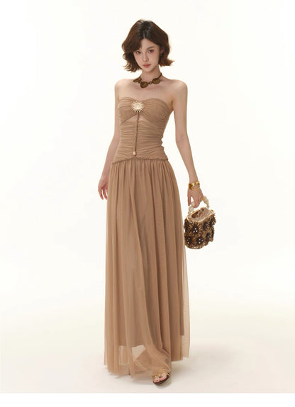 CYNR Knitted waist-cinching slim-fit dress