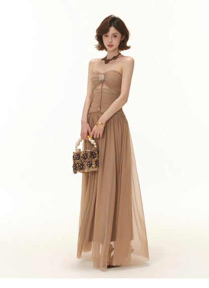 CYNR Knitted waist-cinching slim-fit dress