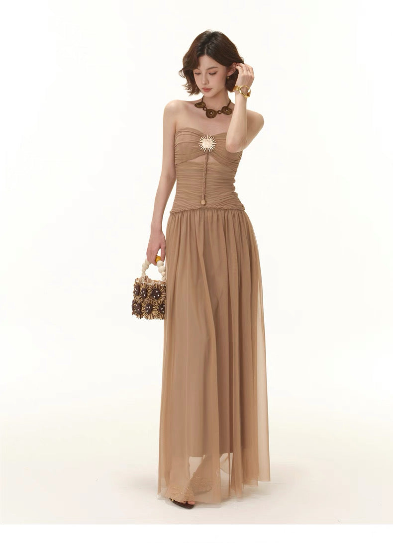 CYNR Knitted waist-cinching slim-fit dress