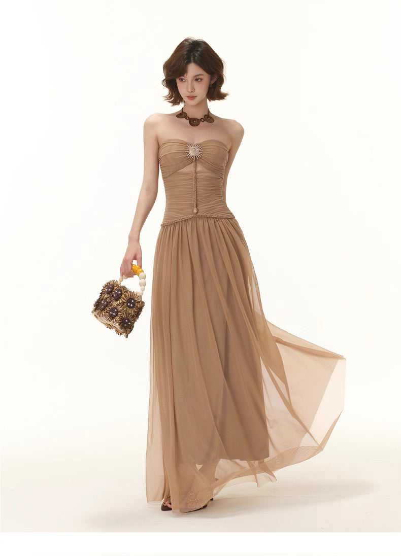 CYNR Knitted waist-cinching slim-fit dress