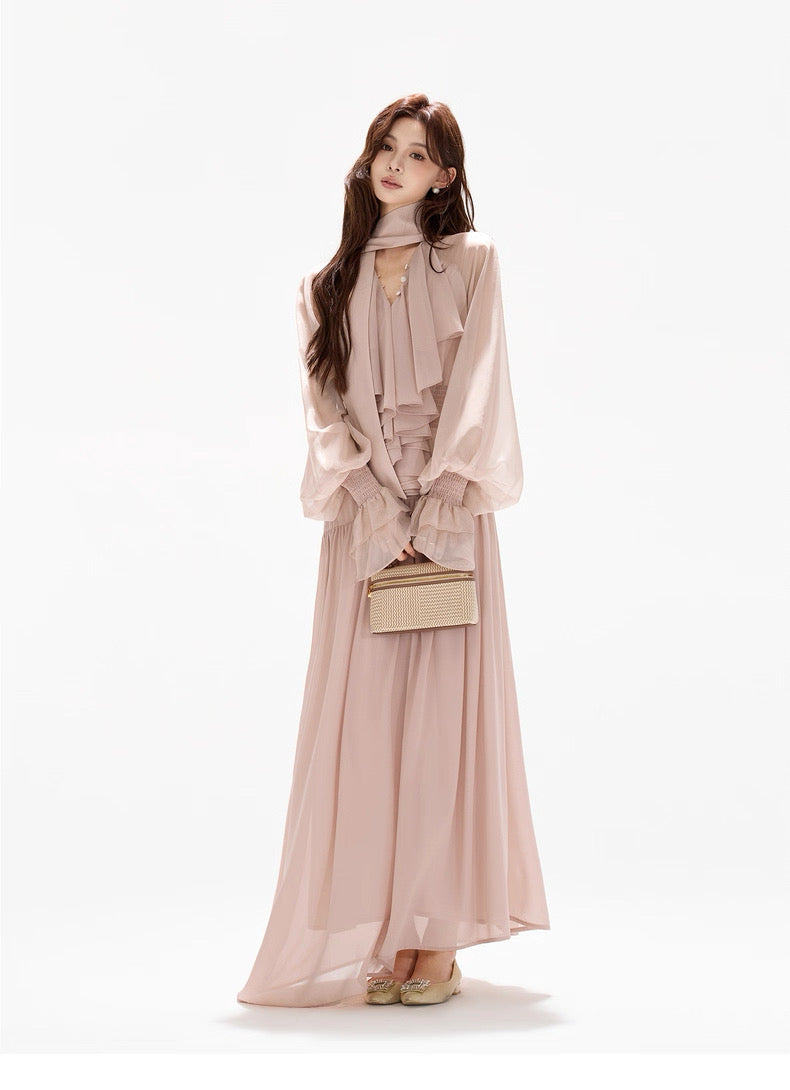 CYNR Chiffon ribbon V-neck dress