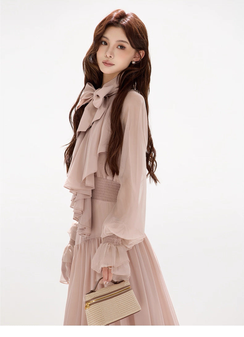 CYNR Chiffon ribbon V-neck dress