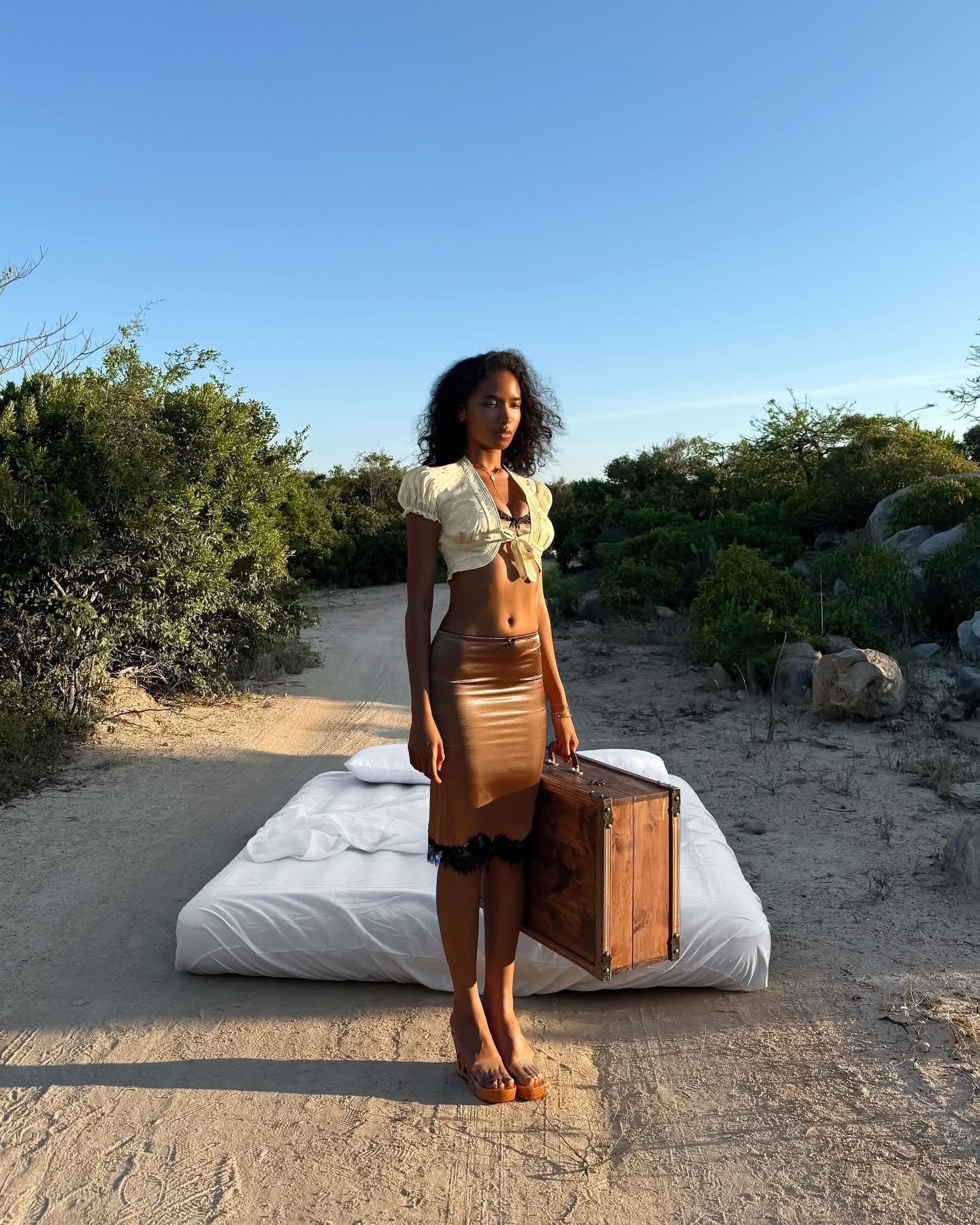 Huelley Huelley Marta Top &amp; Marta Bra &amp; Marta Skirt