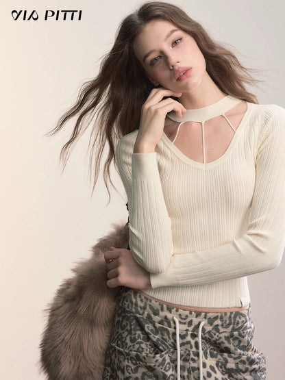 VIA PITTI VIADK676 Hanging neck versatile slim knit top