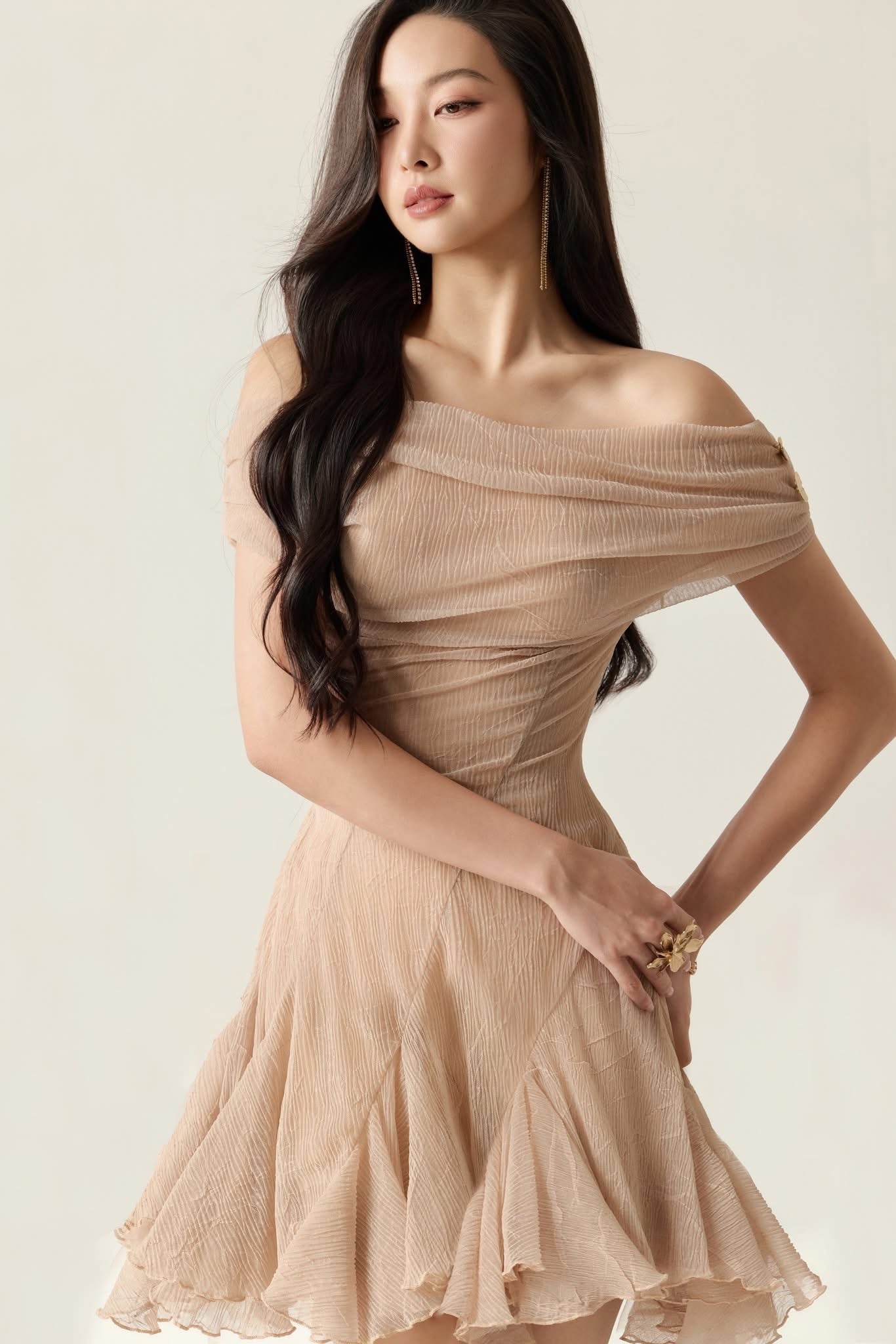 BYDENIO Amelia off the shoulder mini dress