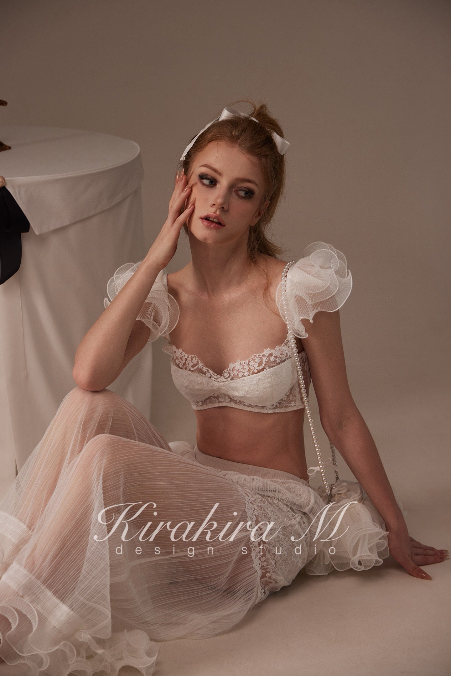 Kirakira.M White Multi-layer lace bra