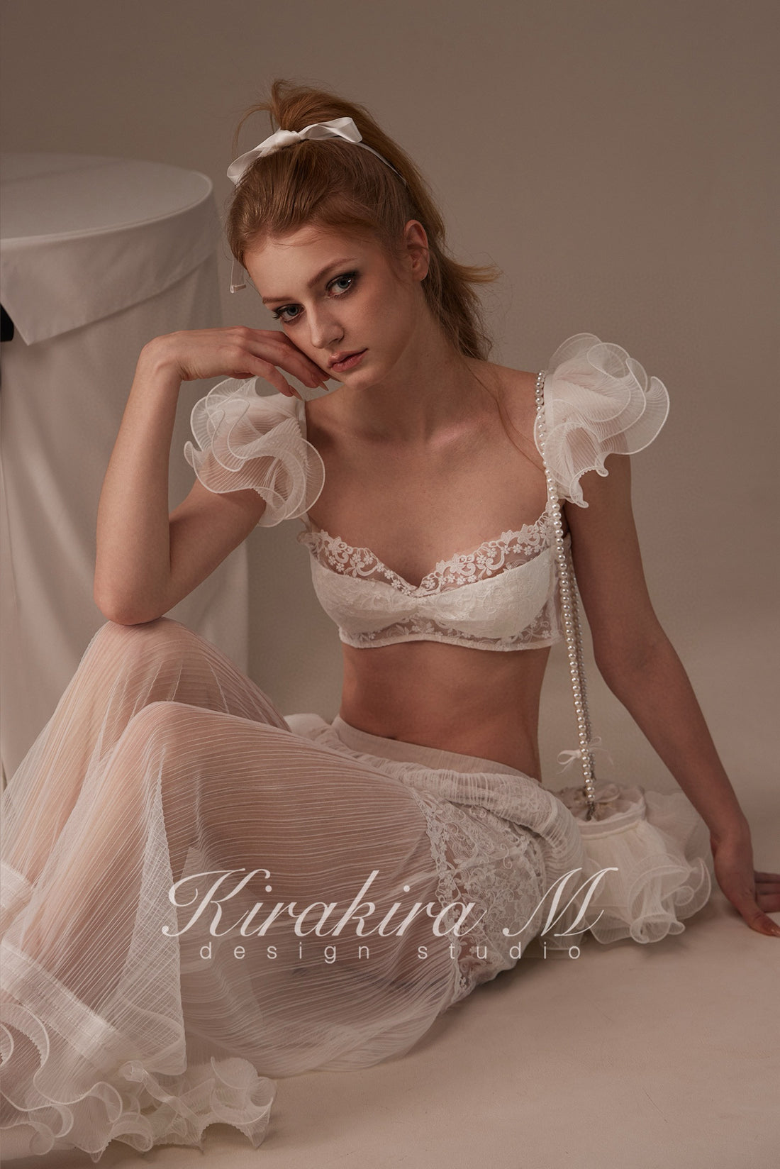 Kirakira.M White Multi-layer lace bra