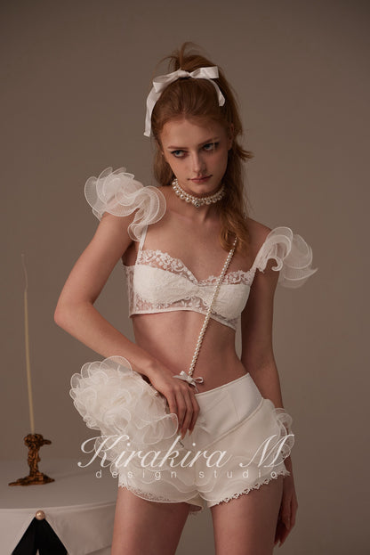 Kirakira.M White Multi-layer lace pants