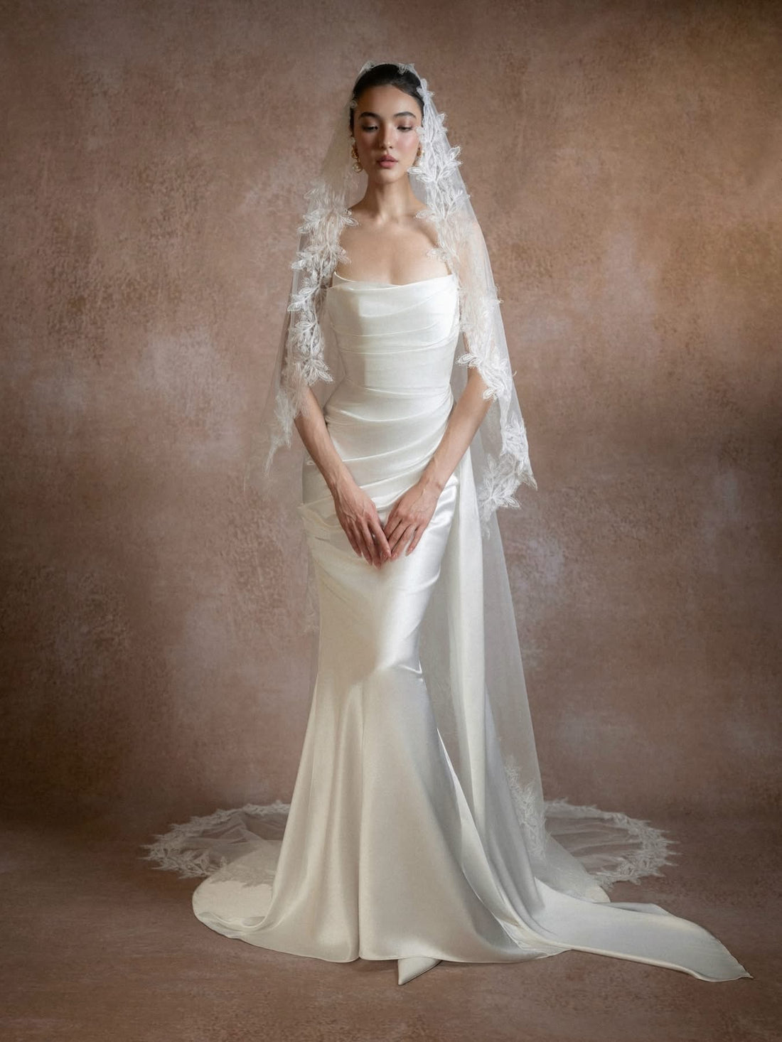 Kisserine KATHERINE GOWN &amp; FOLIA VEIL